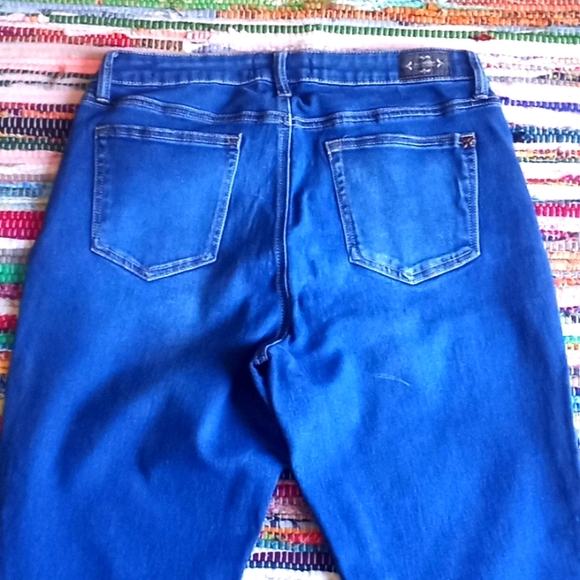 Nanette Lepore Belle High Rise Crop Jeans-#1731 - Picture 9 of 13